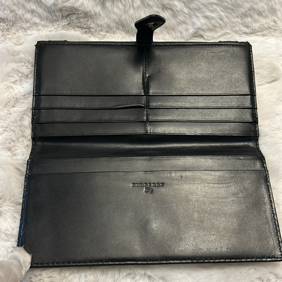 Burberry Black pebbled leather long wallet - Picture 13 of 17